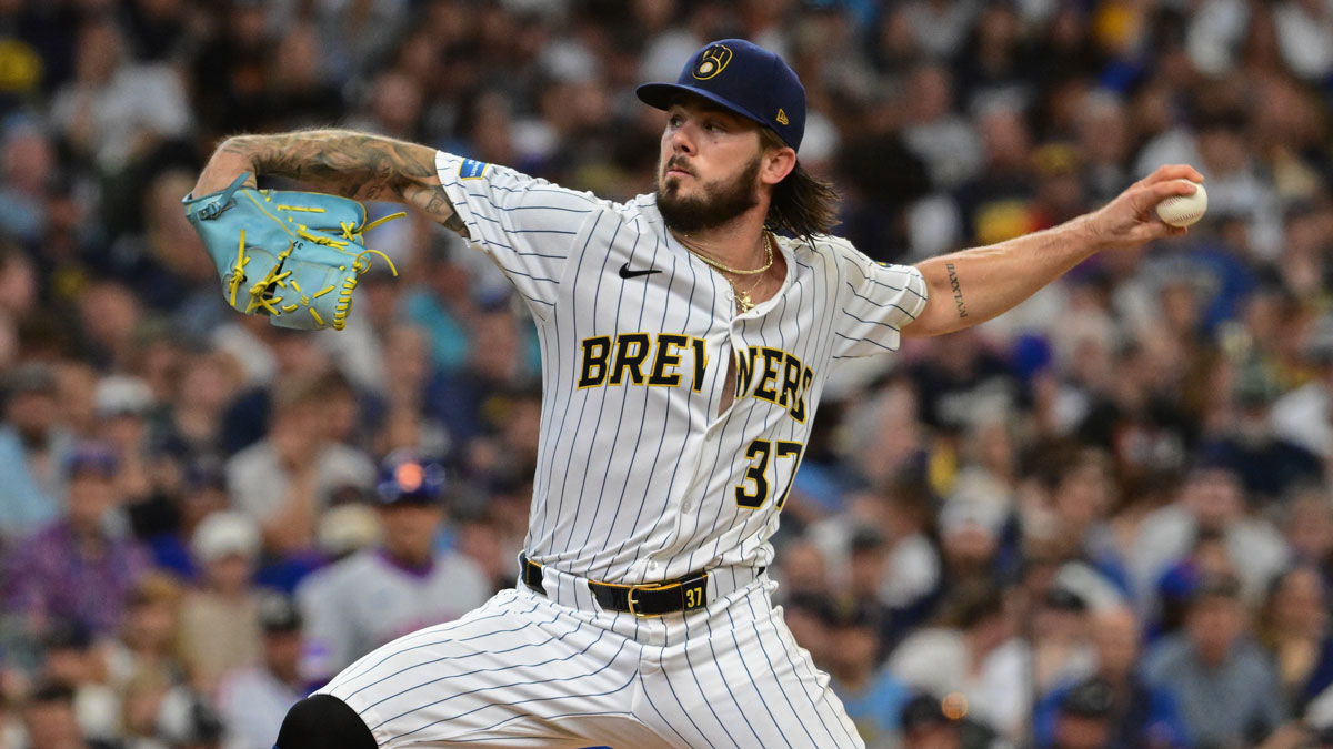 Milwaukee Brewers pitcher DL Hall (37) throws a pitch in the eighth inning against the New York Mets at American Family Field.