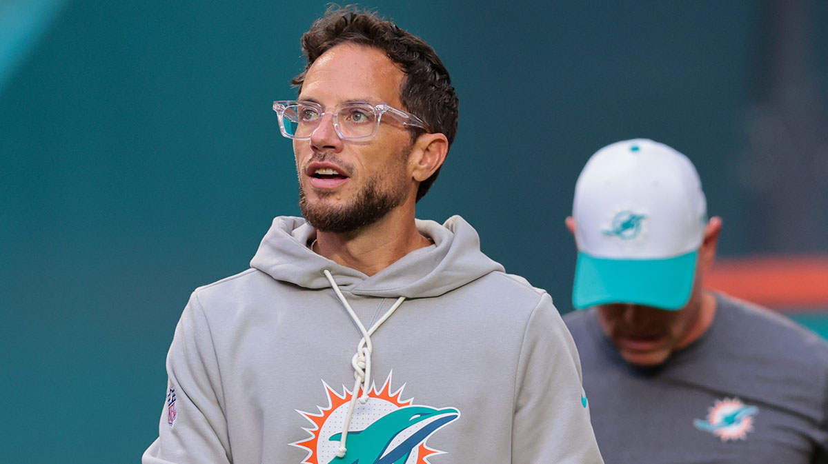 Miami Dolphins head coach Mike McDaniel enters the field before the game against the Jacksonville Jaguars at Hard Rock Stadium.