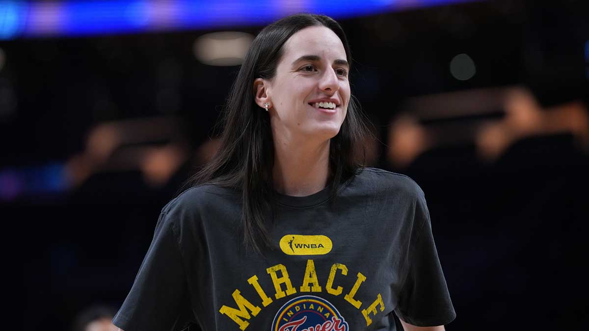Fever guard Caitlin Clark (22) smiles during pregame warmups against the LA Sparks at Crypto.com Arena