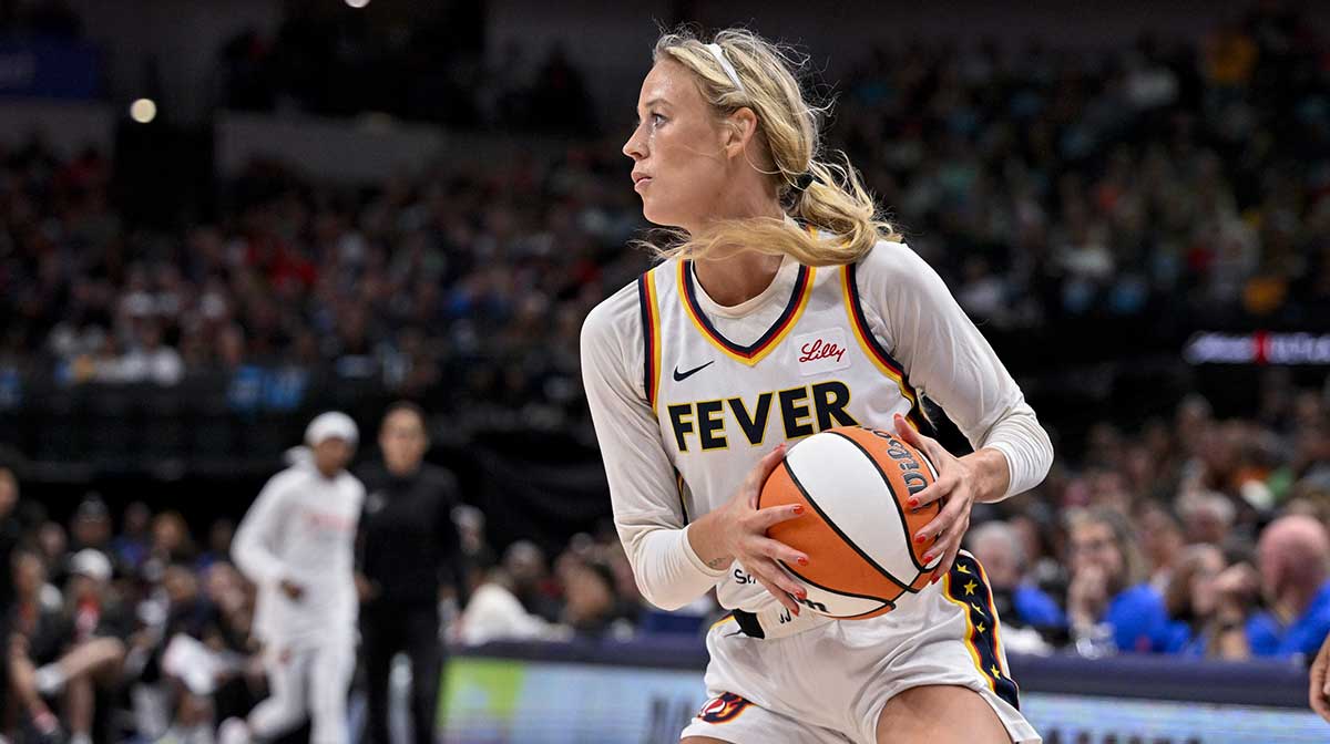 Indiana Fever guard Sophie Cunningham (8) in action during the game between the Dallas Wings and the Indiana Fever at the American Airlines Center.