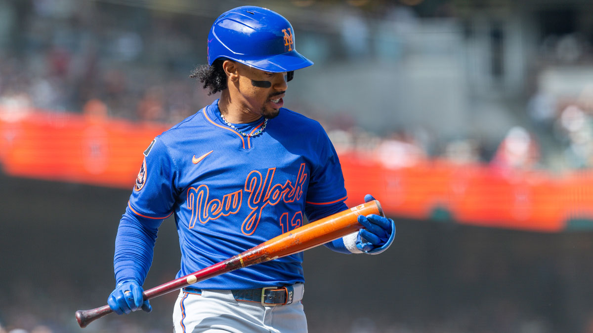 New York Mets shortstop Francisco Lindor (12) strikes out during the first inning against the San Francisco Giants at Oracle Park.