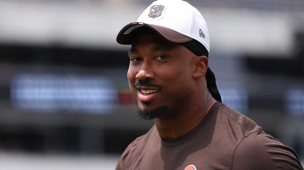 Cleveland Browns Myles Garrett before a game against the Philadelphia Eagles at Lincoln Financial Field.