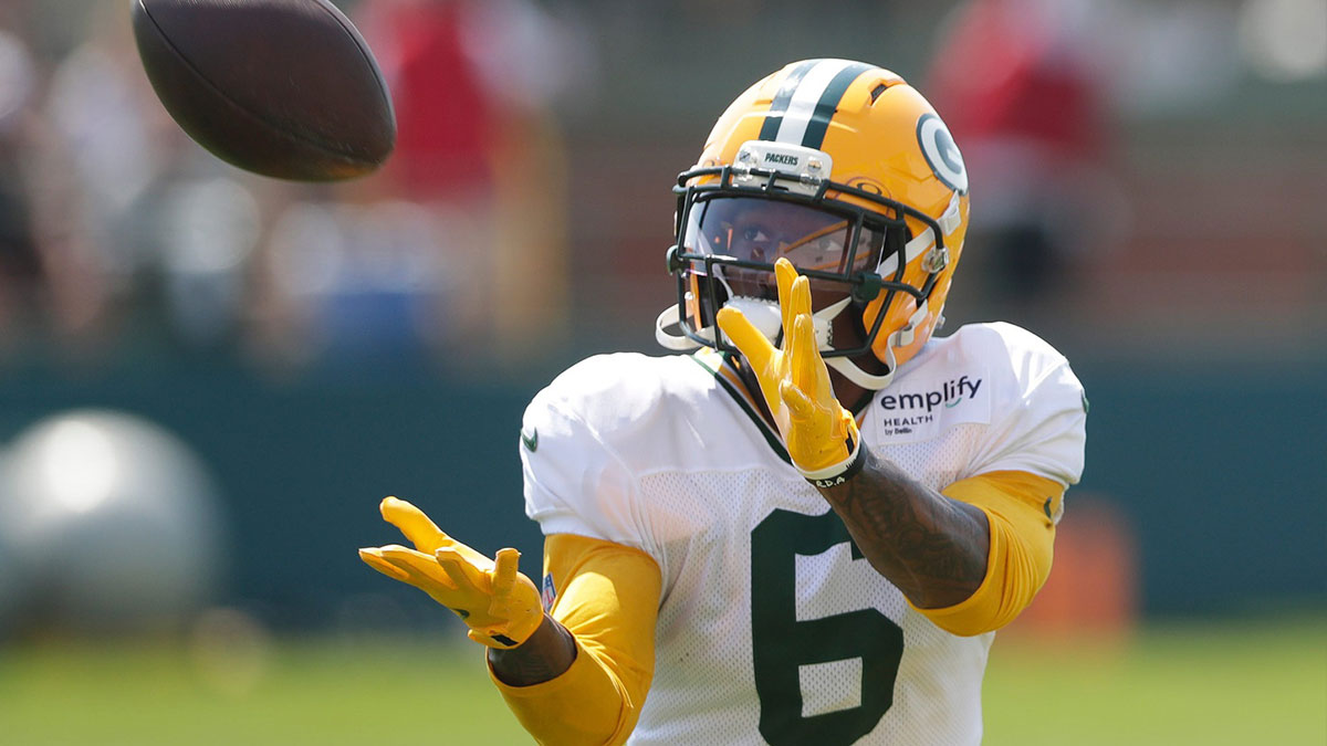 Green Bay Packers wide receiver Mecole Hardman (6) participates in drills during fifth day of training camp on July 28, 2025, at Ray Nitschke Field in Ashwaubenon, Wis.