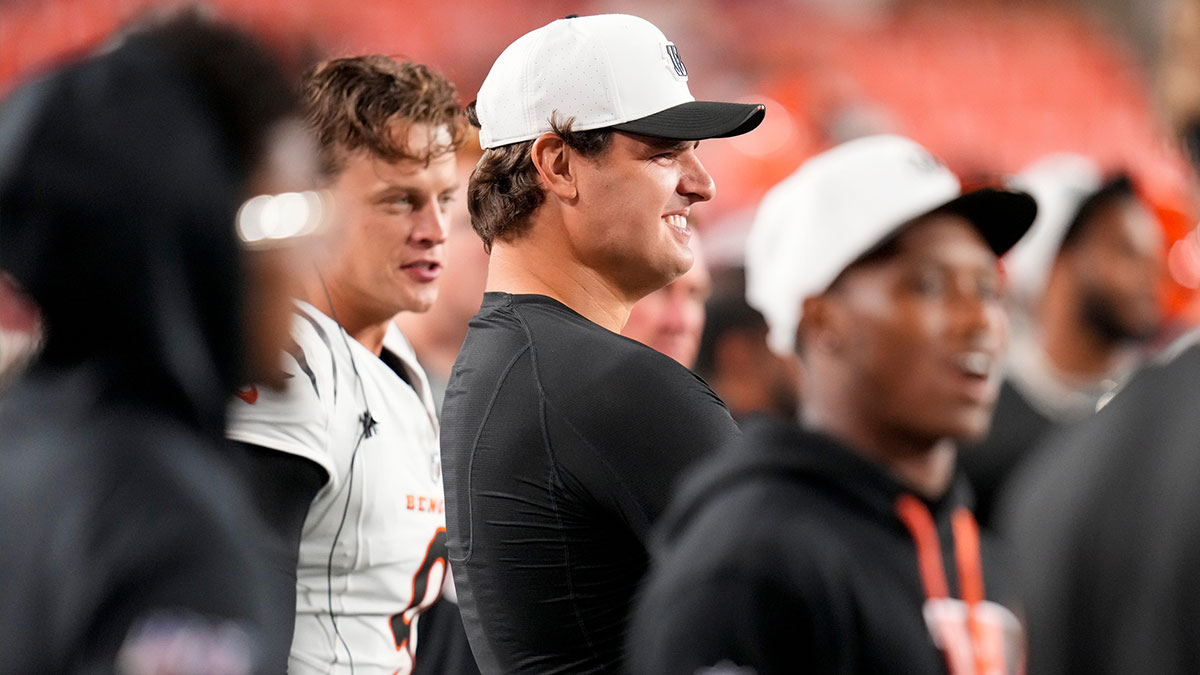 Cincinnati Bengals defensive end Trey Hendrickson (91) smiles on the sideline in the fourth quarter of the NFL Preseason Week 2 game between the Washington Commanders and the Cincinnati Bengals at Northwest Stadium in Landover, Md., on Monday, Aug. 18, 2025. The Bengals won the game, 31-17.