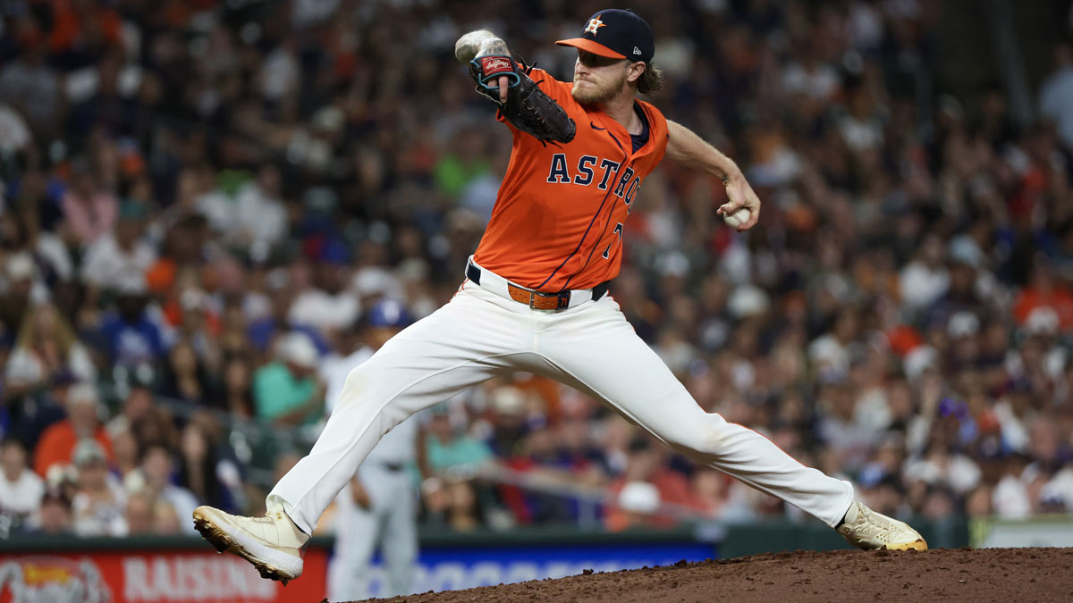 Houston Astros relief pitcher Josh Hader (71) pitches against the Texas Rangers in the ninth inning at Daikin Park.