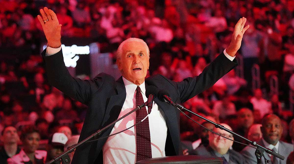 Miami Heat president Pat Riley addresses the crowd during the Pat Riley Court dedication ceremony at halftime at Kaseya Center.