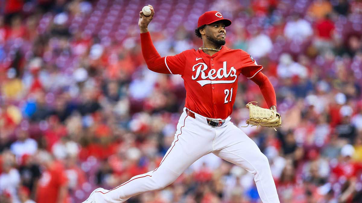Cincinnati Reds starting pitcher Hunter Greene (21) pitches against the Milwaukee Brewers in the first inning at Great American Ball Park.