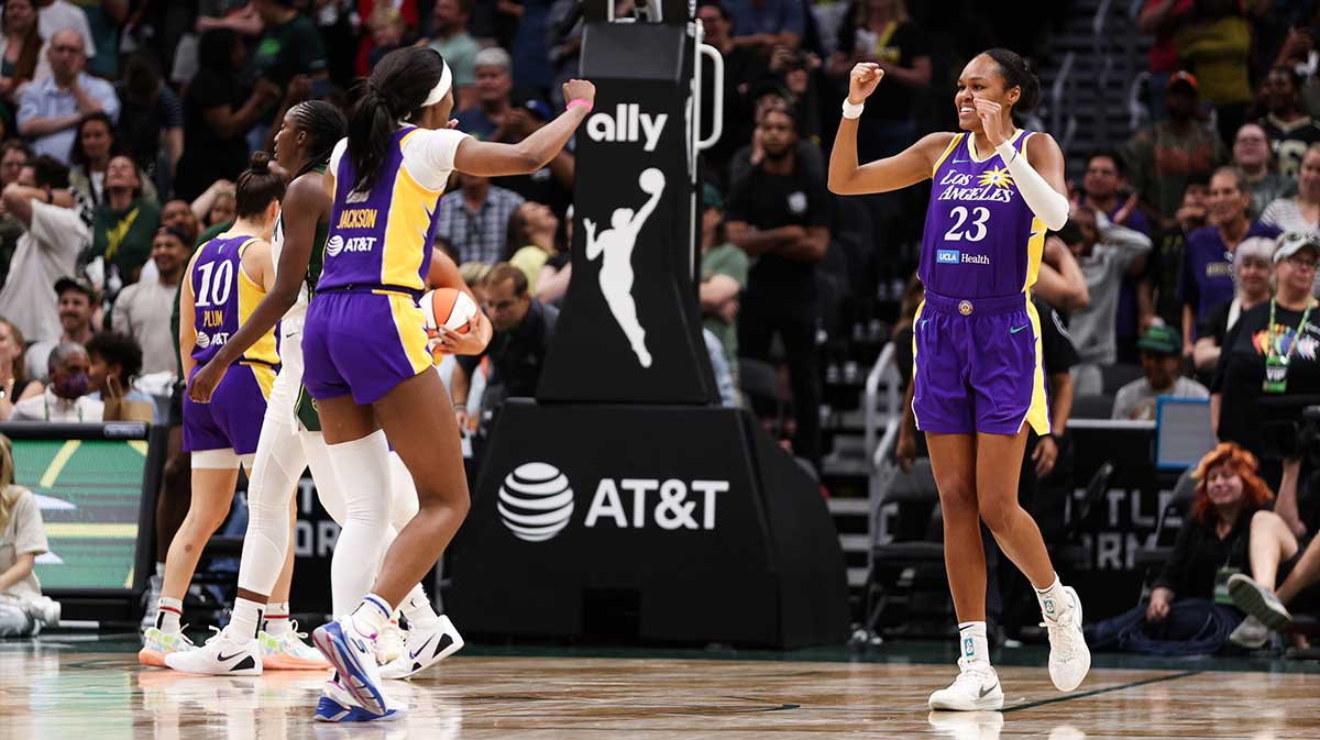 Azurá Stevens pinpoints key turnaround for Sparks in 2nd half of WNBA season