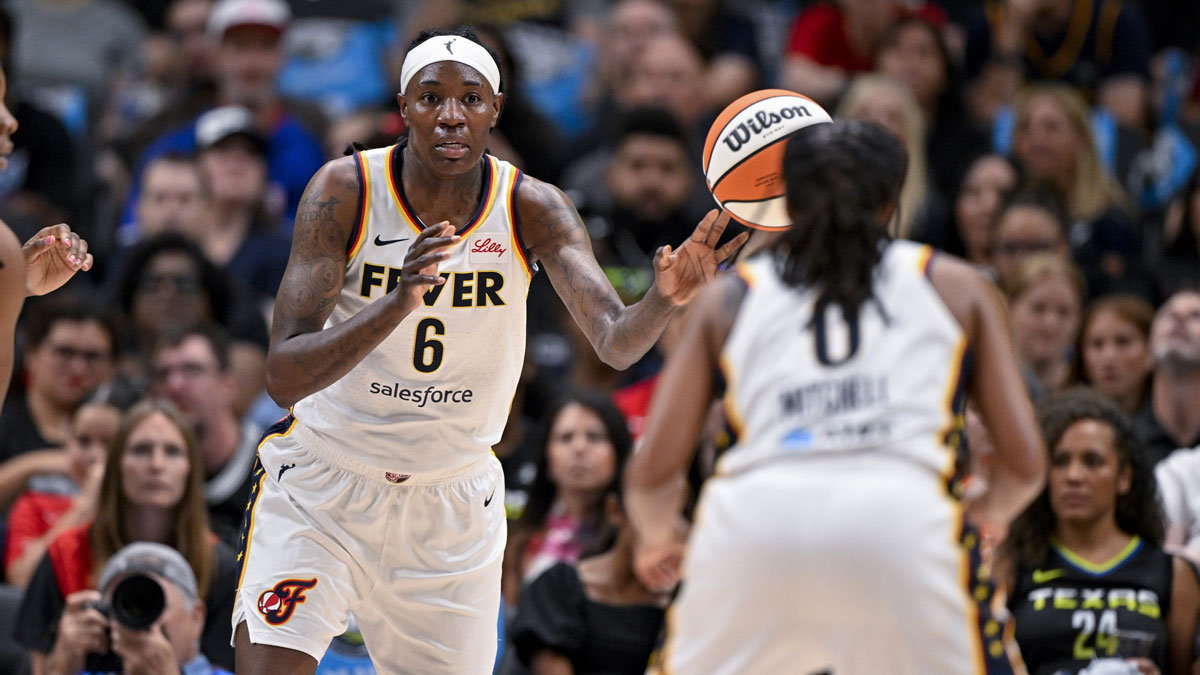 Stephanie White explains Kelsey Mitchell, Natasha Howard’s big impacts on Indiana