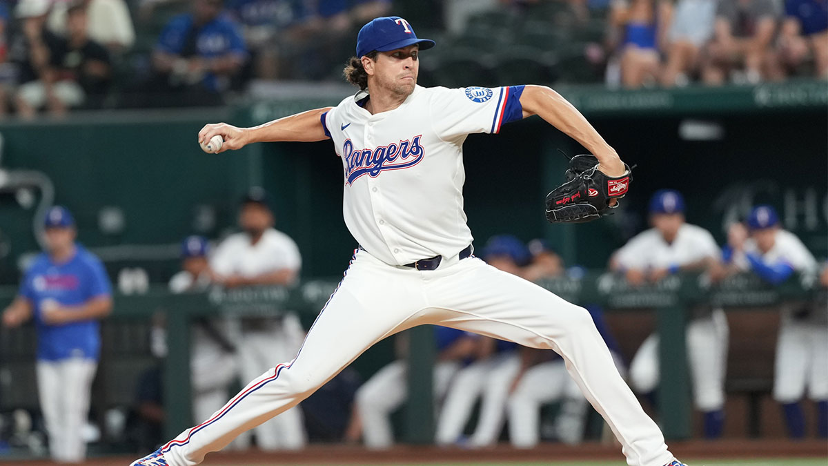 Texas Rangers starting pitcher Jacob deGrom (48) delivers a pitch to the Los Angeles Angels during the first inning at Globe Life Field.