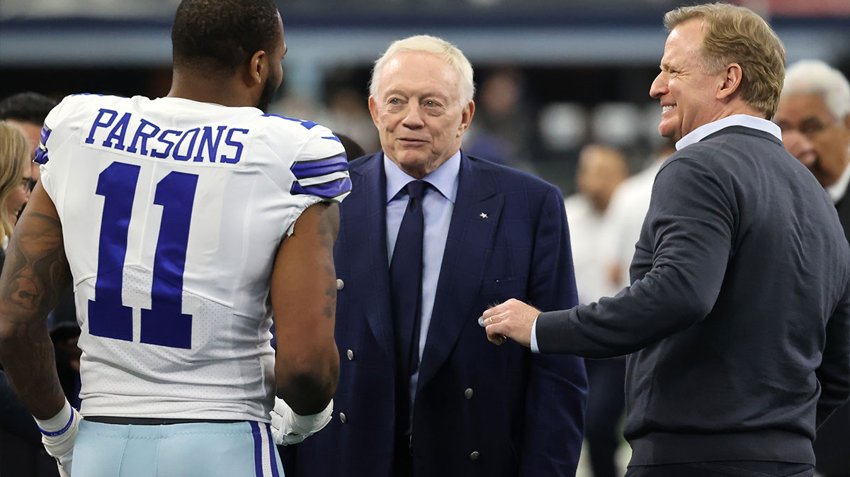 Dallas Cowboys outside linebacker Micah Parsons (11) meets with owner Jerry Jones (center) and NFL commissioner Roger Goodell (right) prior to the NFC Wild Card playoff football game against the San Francisco 49ers at AT&T Stadium.