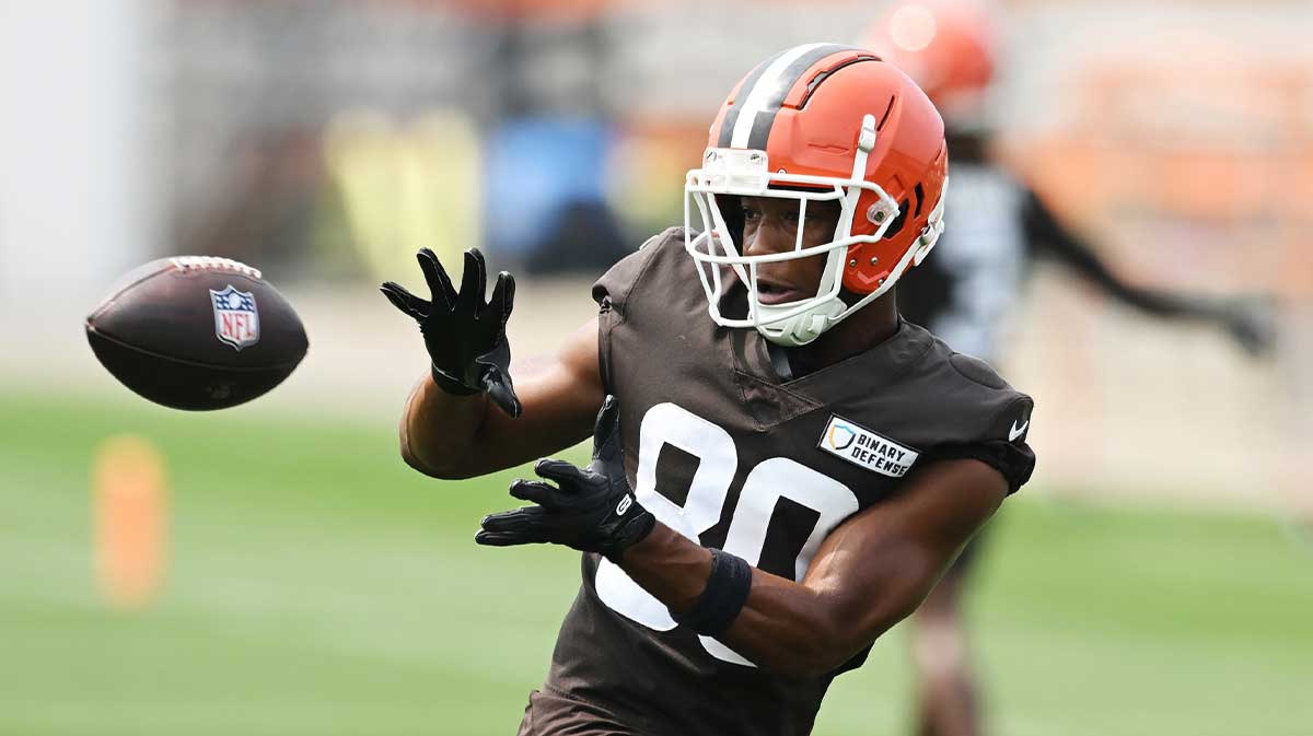 Cleveland Browns wide receiver Jamari Thrash (80) catches a pass during mini camp at CrossCountry Mortgage Campus.
