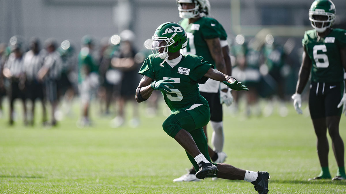 New York Jets wide receiver Garrett Wilson (5) participates in a drill during training camp at Atlantic Health Jets Training Center.