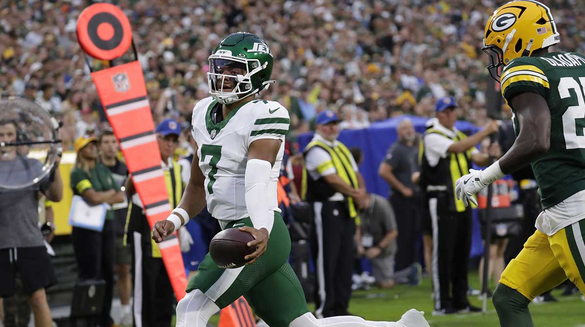 Aaron Glenn’s former Jets teammates throw support behind Justin Fields