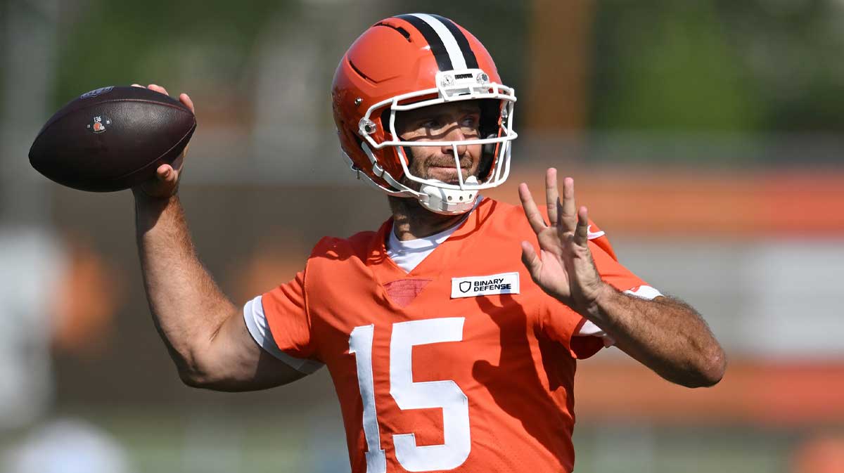 Cleveland Browns quarterback Joe Flacco (15) throws a pass during training camp at CrossCountry Mortgage Campus.