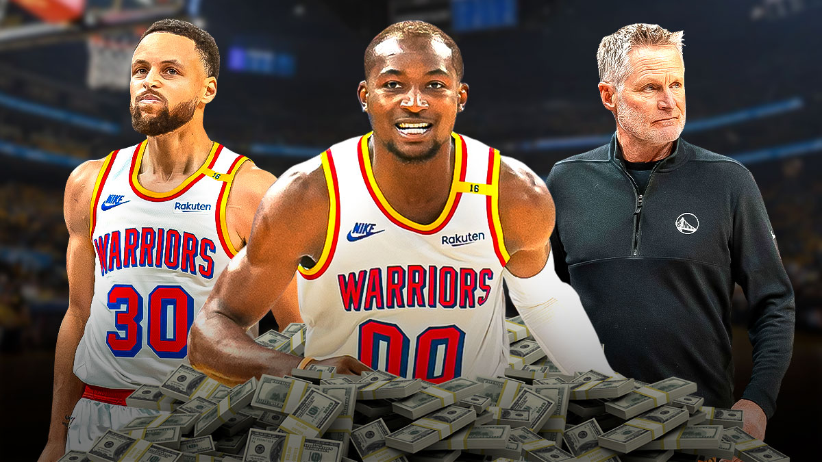 Warriors' Jonathan Kuminga with money next to Stephen Curry and Steve Kerr