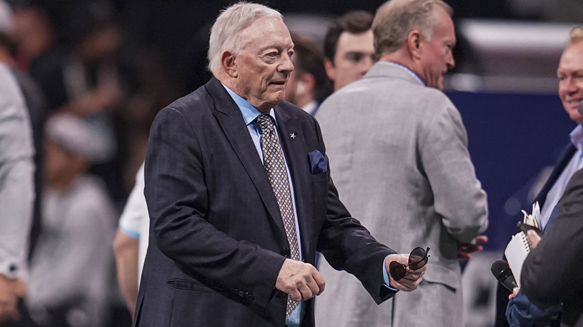 Cowboys’ Jerry Jones admits ‘controversy is good stuff’