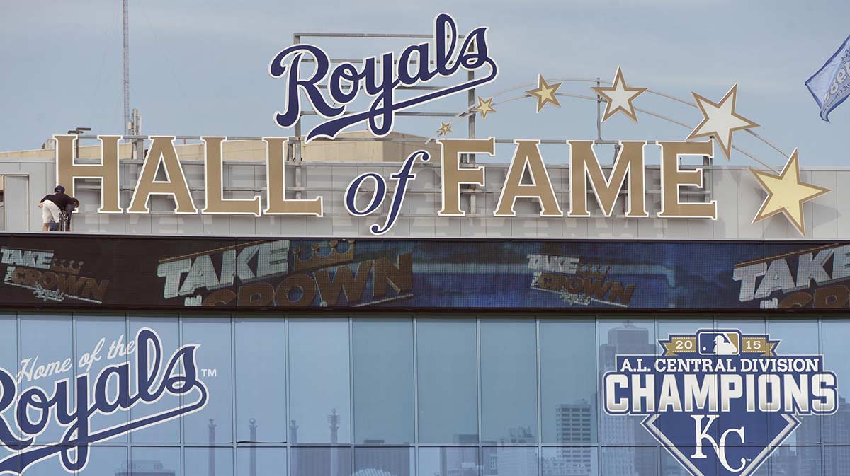 Royals announce multiple roster moves after trade deadline