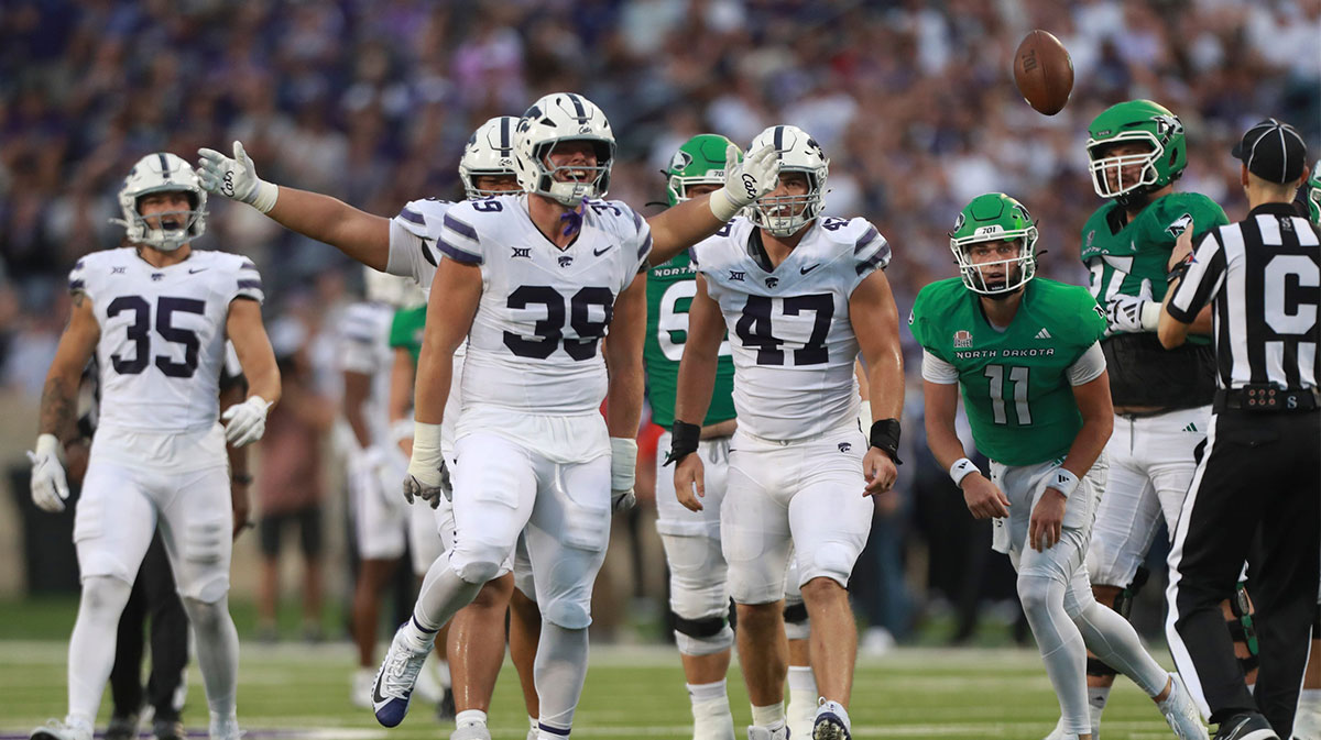 Kansas State Wildcats defensive end Travis Bates (39) celebrates a sack during the first half against the North Dakota Fighting Hawks at Bill Snyder Family Stadium on Aug. 30, 2025.