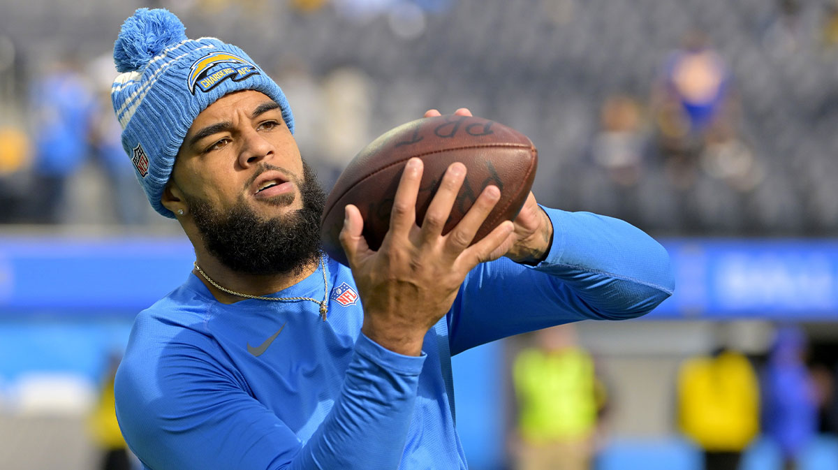 Los Angeles Chargers wide receiver Keenan Allen (13) warms up prior to the game against the Los Angeles Rams at SoFi Stadium.