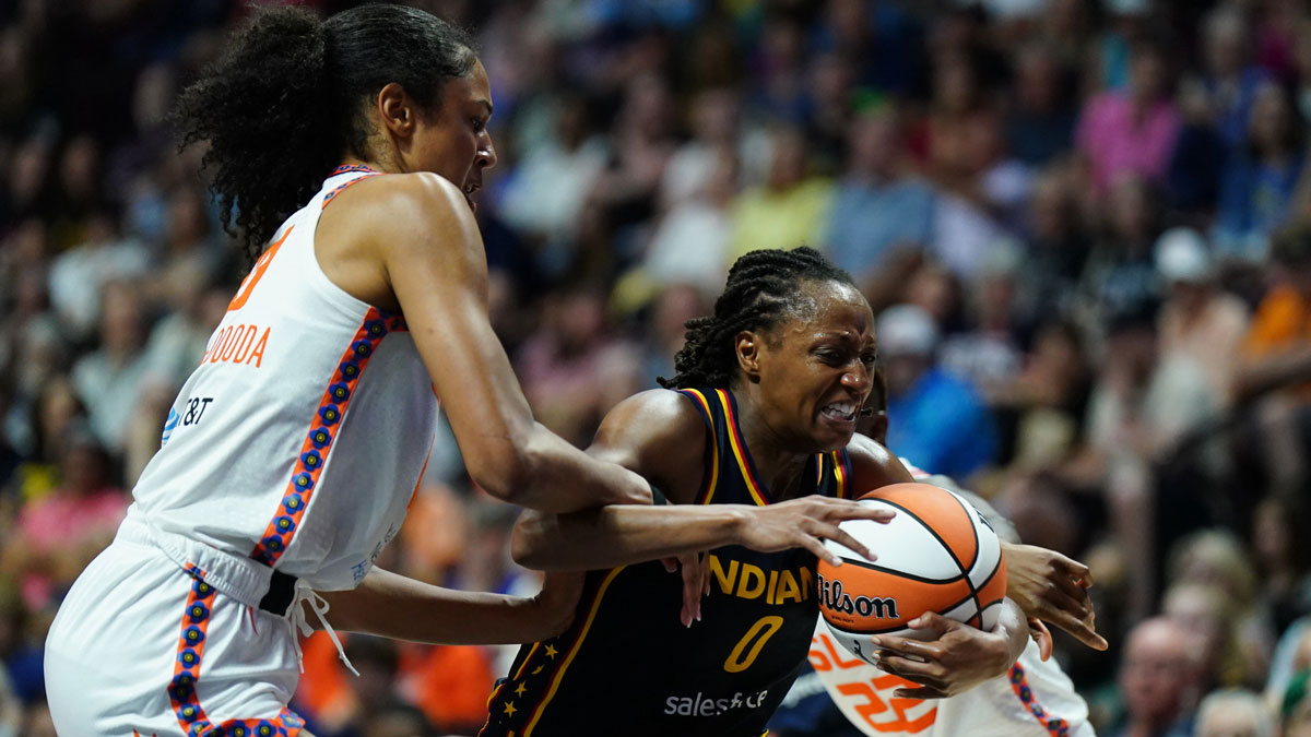 Fever’s Kelsey Mitchell joins Diana Taurasi in WNBA history in 21-point comeback vs. Sun