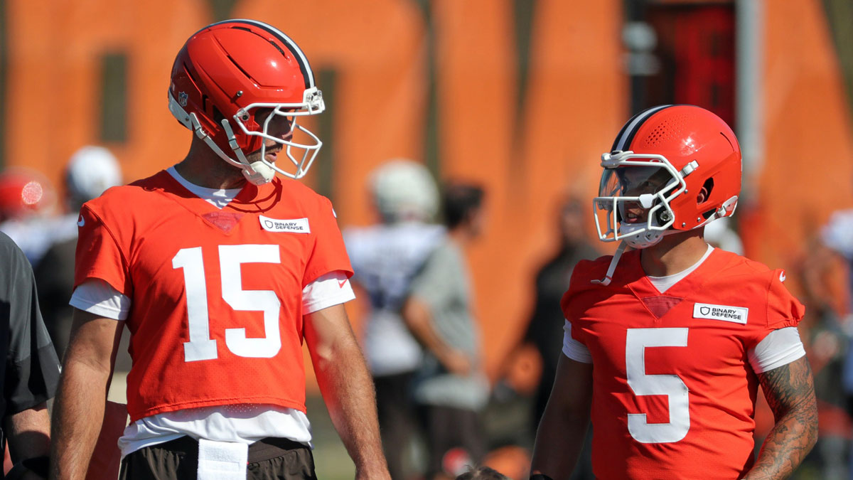 Cleveland Browns quarterbacks Joe Flacco (15) and Dillon Gabriel (5) chat during training camp July 23, 2025, in Berea.