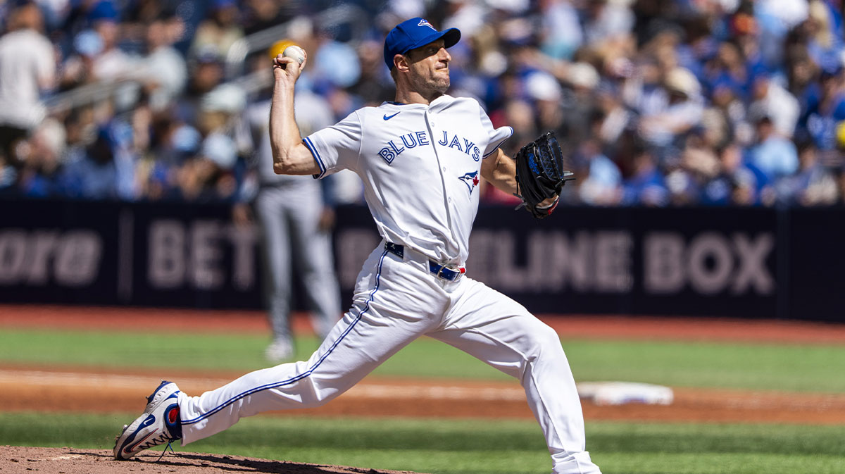 Toronto Blue Jays pitcher Max Scherzer (31) pitches to the Milwaukee Brewers during the second inning at Rogers Centre.