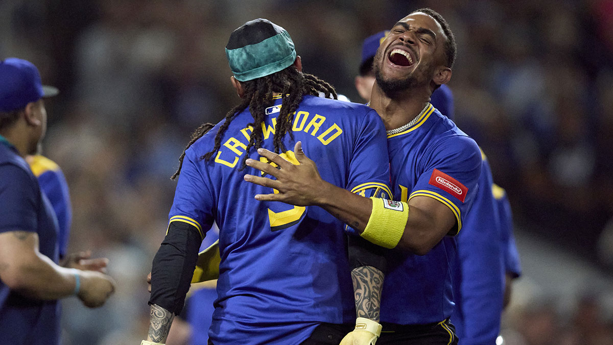Mariners center fielder Julio Rodriguez celebrates