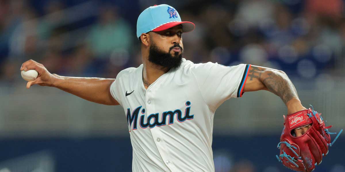 Miami Marlins starting pitcher Sandy Alcantara (22) delivers a pitch against the Milwaukee Brewers during the first inning at loanDepot Park.