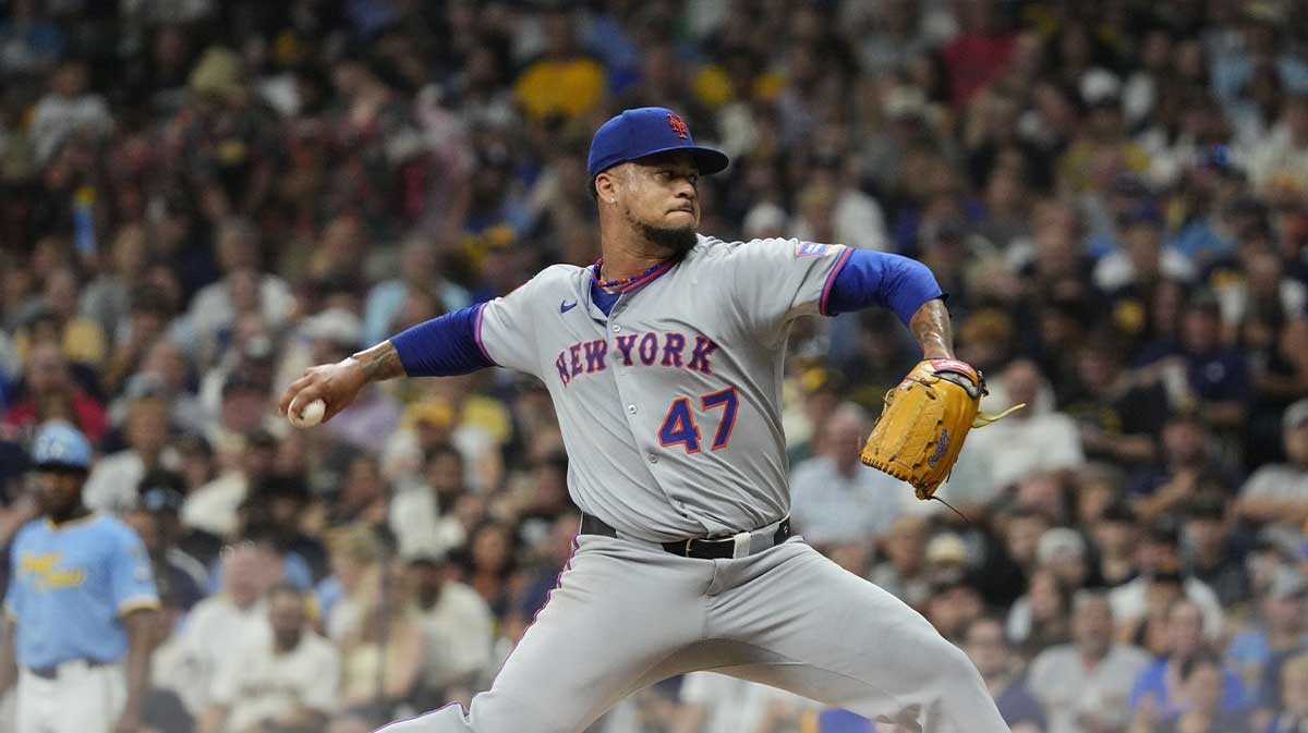 New York Mets pitcher Frankie Montas (47) delivers a pitch against the Milwaukee Brewers in the second inning at American Family Field.