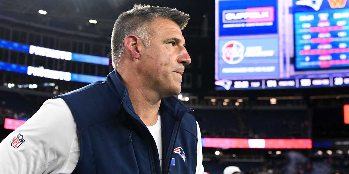 New England Patriots head coach Mike Vrabel walks off of the field after a game against the Washington Commanders at Gillette Stadium.