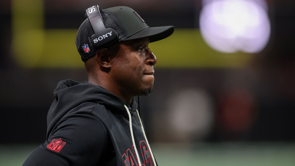Atlanta Falcons head coach Raheem Morris on the sideline against the Tennessee Titans in the first quarter at Mercedes-Benz Stadium.