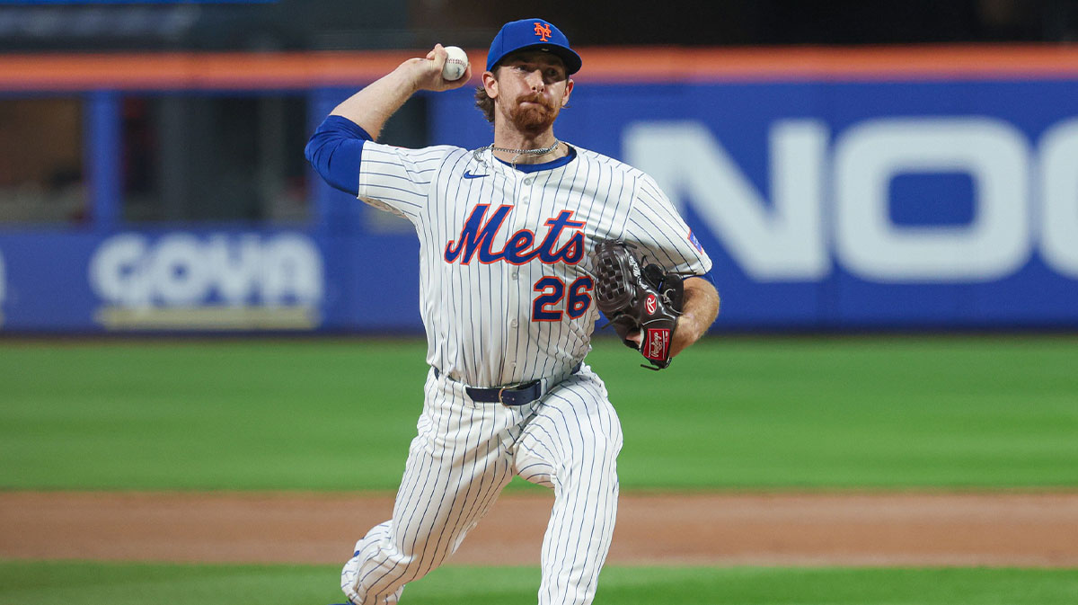 New York Mets starting pitcher Nolan McLean (26) delivers a pitch during the third inning against the Philadelphia Phillies at Citi Field.