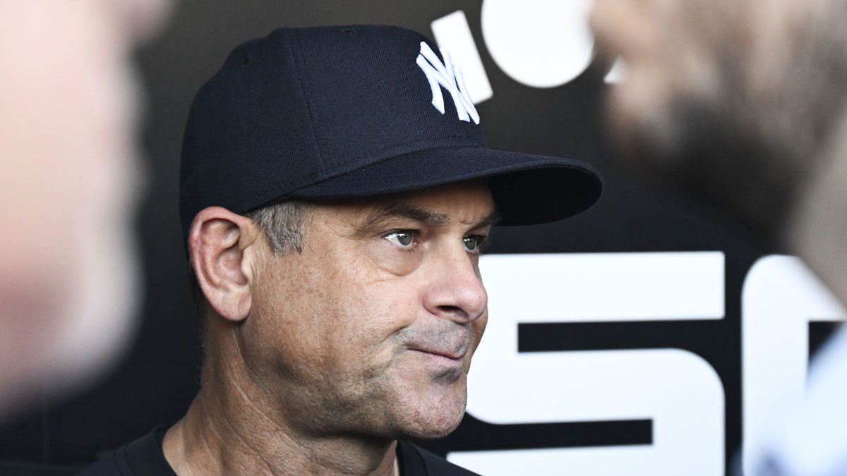 New York Yankees manager Aaron Boone speaks tot he media before the team’s game against the Chicago White Sox at Rate Field. Mandatory Credit: Matt Marton-Imagn Images
