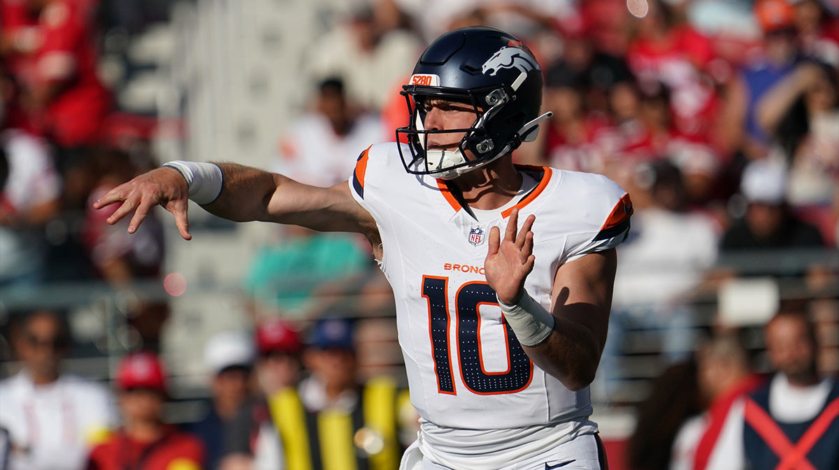 Denver Broncos quarterback Bo Nix (10) drops back to pass in the first quarter against the San Francisco 49ers at Levi's Stadium.
