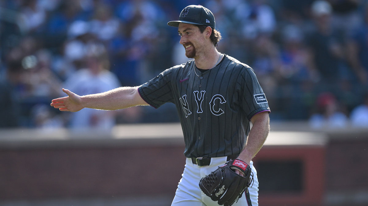 New York Mets pitcher Nolan McLean (26) reacts after the third inning against the Seattle Mariners at Citi Field.