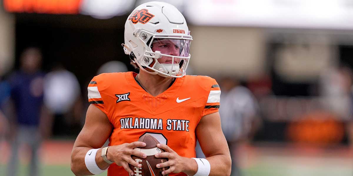 Oklahoma State quarterback Hauss Hejny (8) warms up before an NCAA football game between Oklahoma State (OSU) and UT Martin in Stillwater, Okla., on Thursday, Aug. 28, 2025.