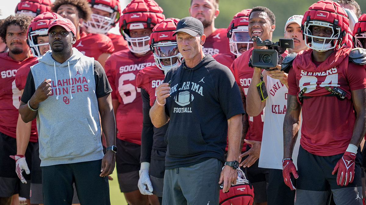 Oklahoma football lands elite EDGE over rival Texas