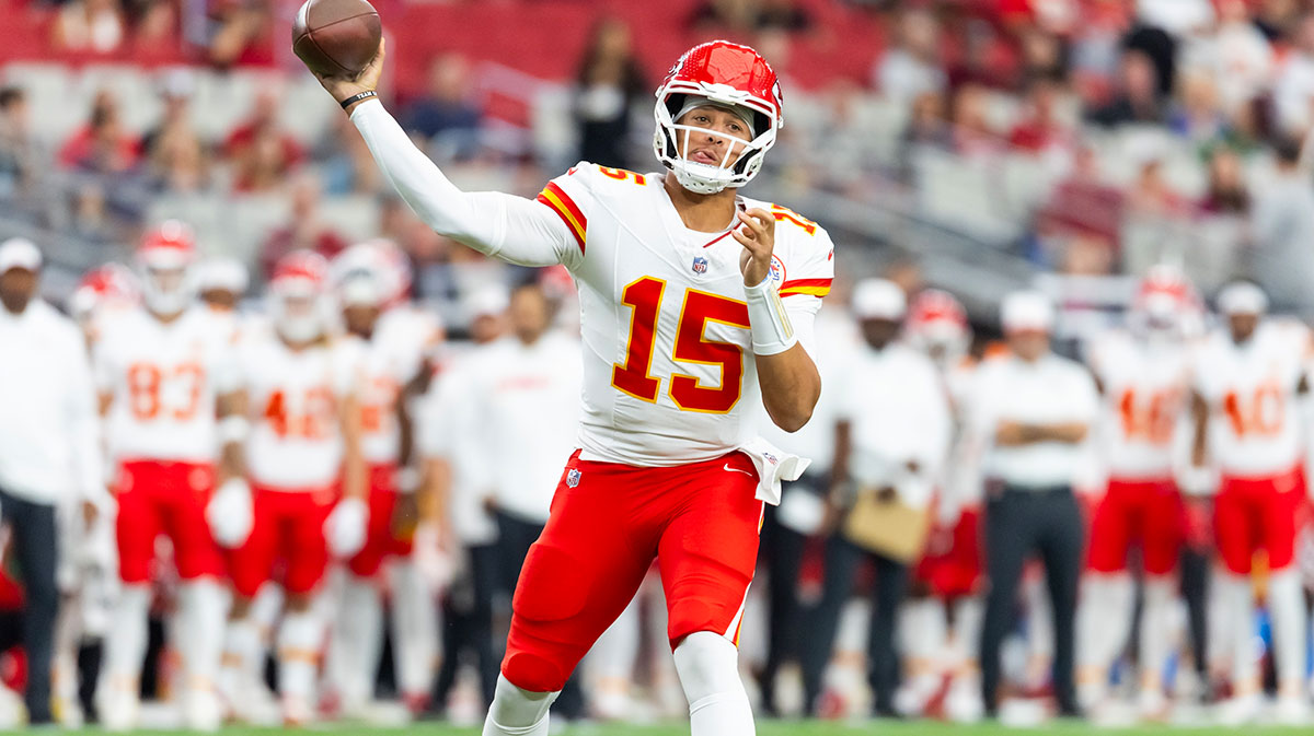 Kansas City Chiefs quarterback Patrick Mahomes (15) against the Arizona Cardinals during a preseason NFL game at State Farm Stadium.