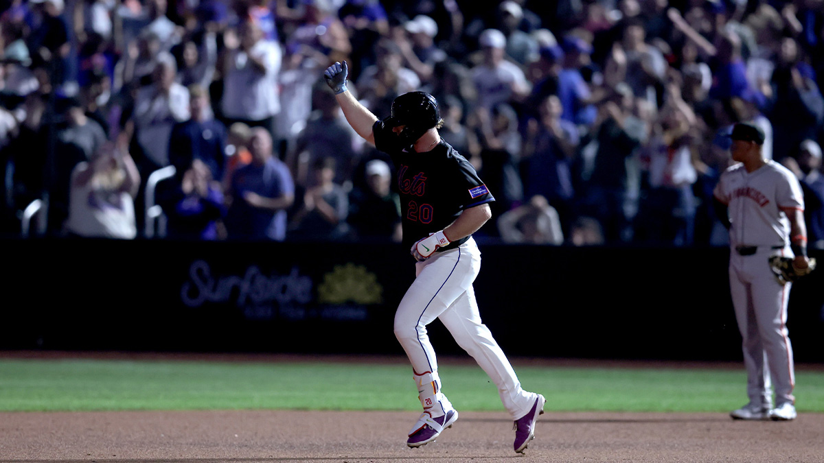 Aug 1, 2025; New York City, New York, USA; New York Mets first baseman Pete Alonso (20) rounds the bases after hitting a solo home run against the San Francisco Giants during the seventh inning at Citi Field.