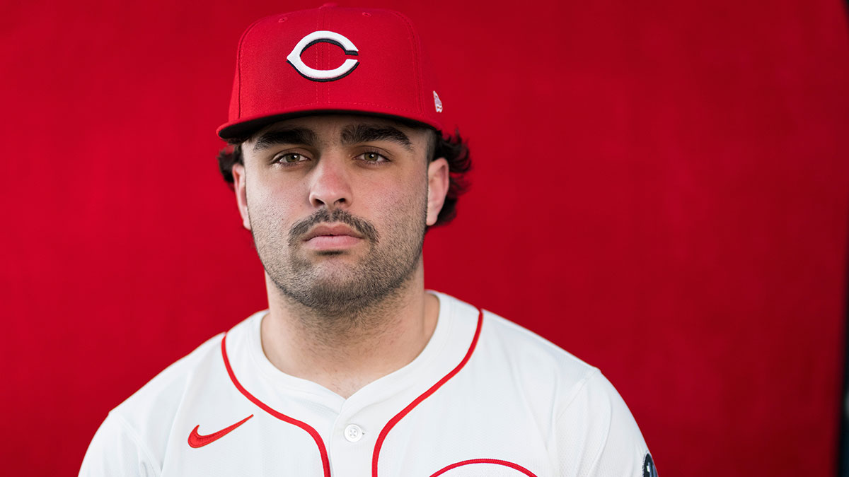 Reds calling up No. 1 prospect before Blue Jays series