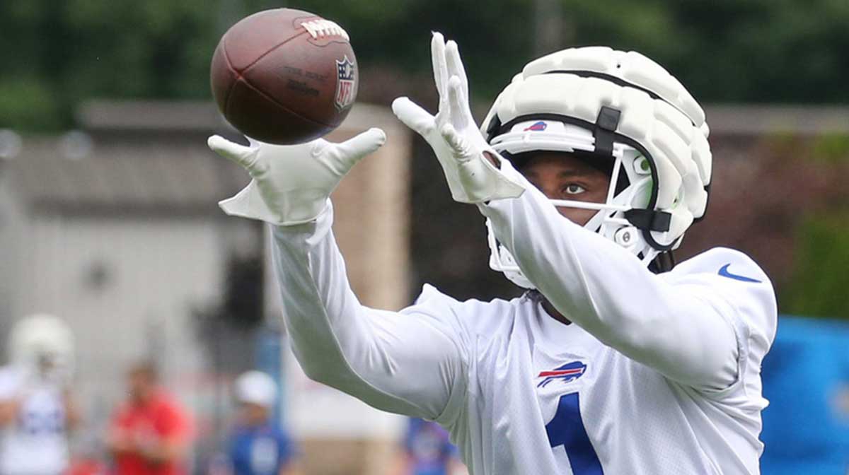 Bills wide receiver Curtis Samuel eyes in a pass during position drills during day three of Buffalo Bills training camp at St. John Fisher University Friday, July 25, 2025 in Pittsford, NY.