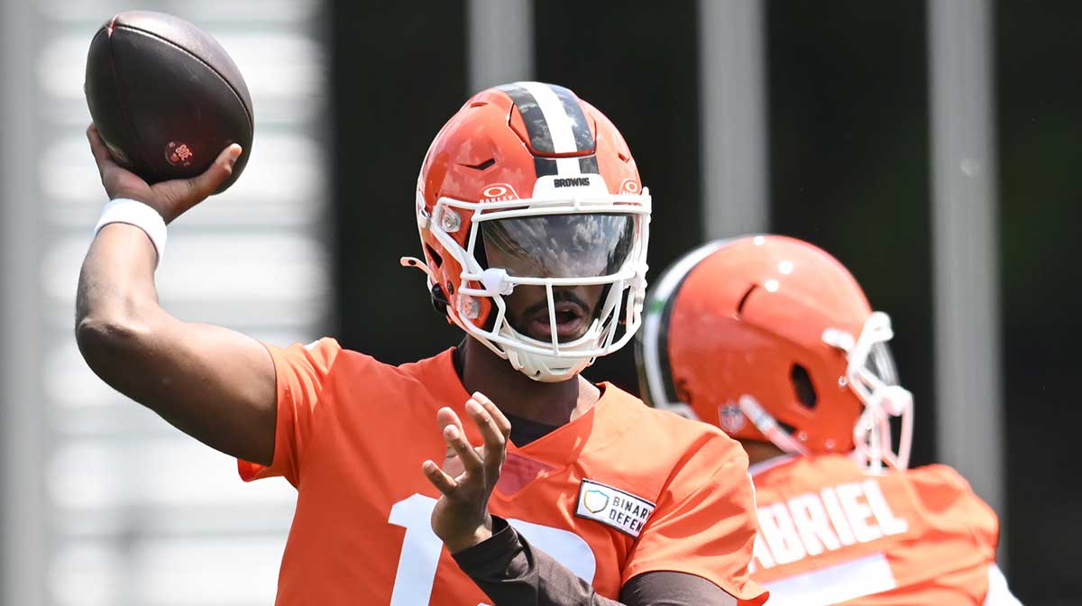 Cleveland Browns quarterback Shedeur Sanders (12) throws a pass during minicamp at CrossCountry Mortgage Campus.