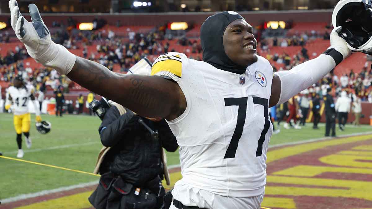 ESPN analyst Ben Solak names Steelers offensive tackle Broderick Jones the NFL’s biggest X-factor as he protects Aaron Rodgers this season.
