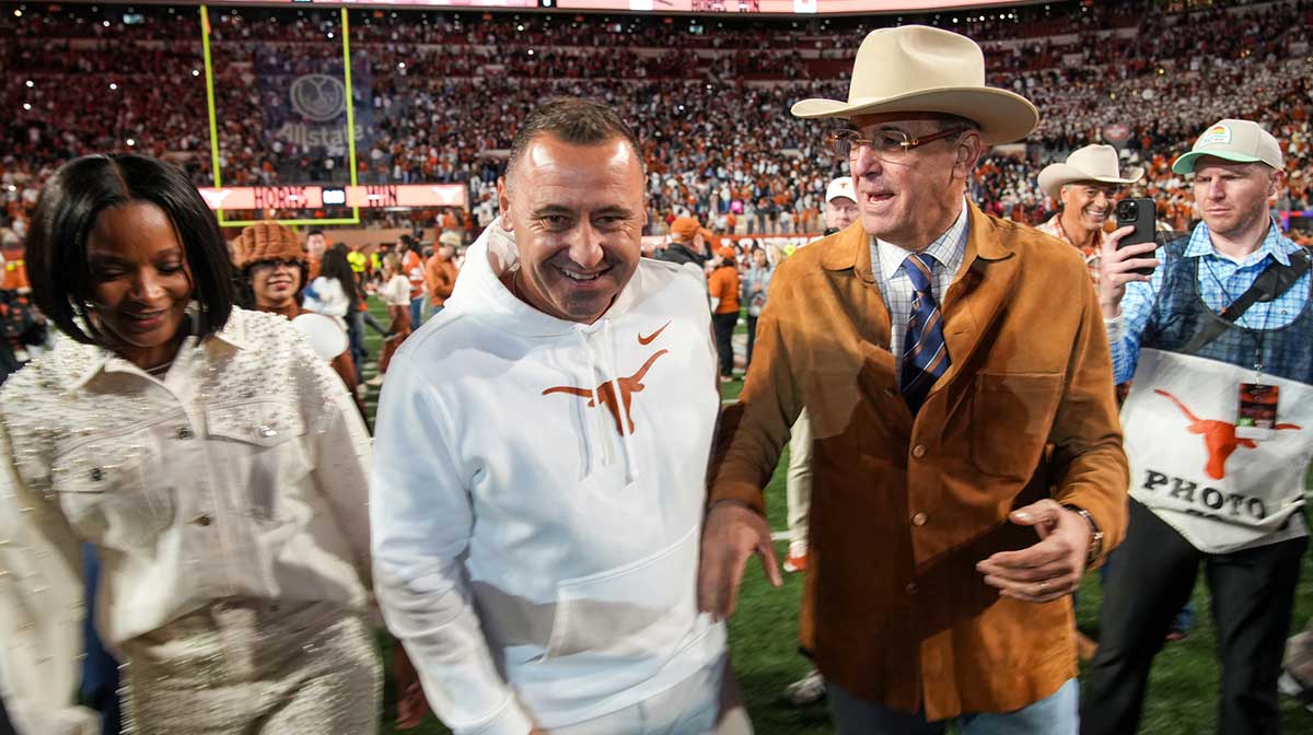 Texas AD gets monster $38.8 million contract extension
