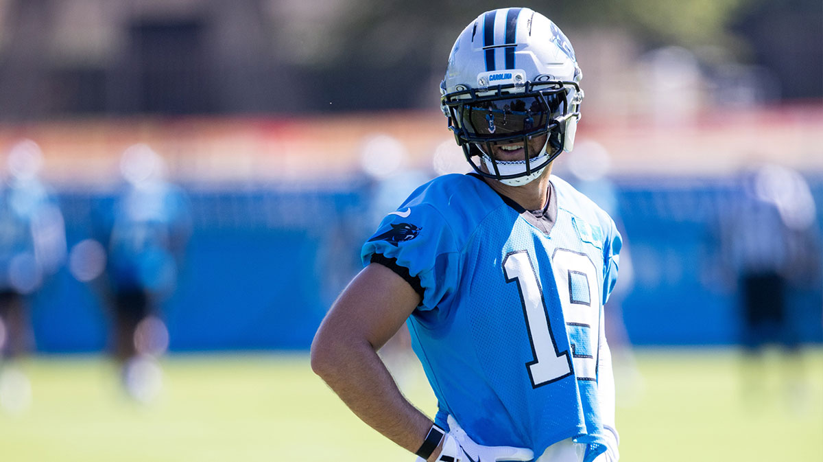 Carolina Panthers wide receiver Adam Thielen (19) takes a break between reps at training camp.