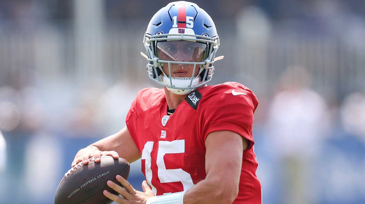 New York Giants quarterback Tommy DeVito (15) looks to pass during training camp at Quest Diagnostics Training Center