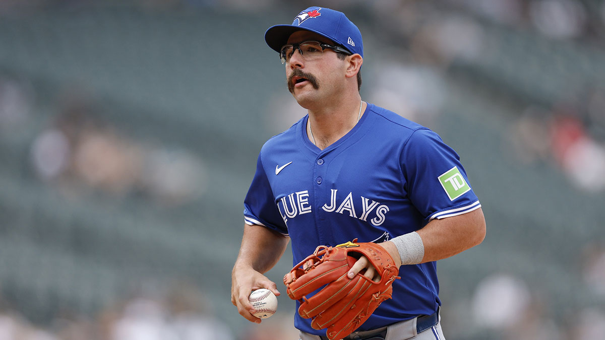 Blue Jays’ Davis Schneider makes unreal catch, robs Owen Caissie