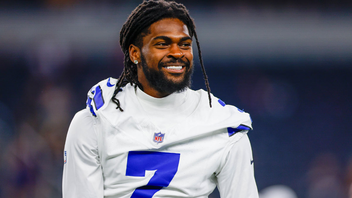 Dallas Cowboys cornerback Trevon Diggs (7) prior to the game against the Atlanta Falcons at AT&T Stadium. Mandatory Credit: Andrew Dieb-Imagn Images