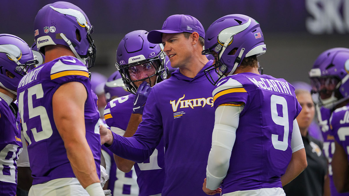 Minnesota Vikings head coach Kevin O'Connell talks to his team before the game against the Houston Texans at U.S. Bank Stadium.